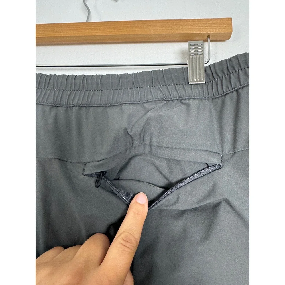 Athleisure Banana Republic Mens L Slim Fit Joggers Gray Performance‎ Tech Pants